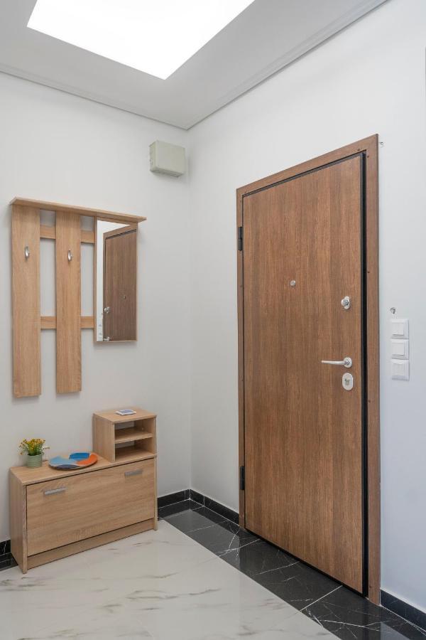 2 Bedroom Condo With Dream Balcony Афины Экстерьер фото